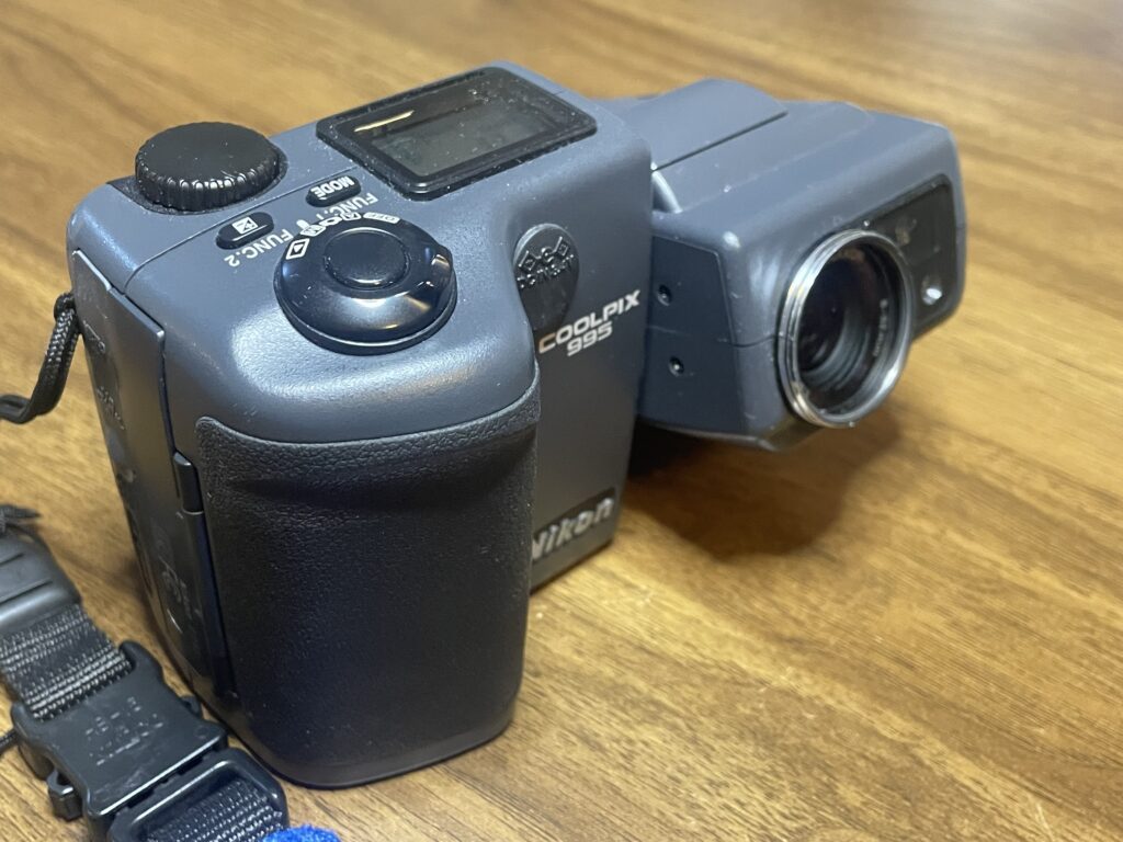 Nikon Coolpix 995を徹底レビュー！今だからこそ使う魅力とは